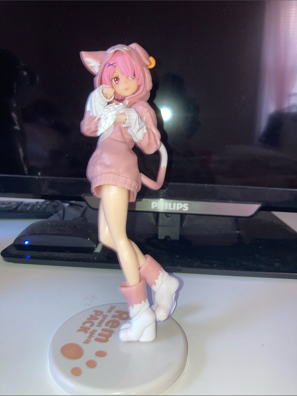 Pink Cat-Hooded Girl Art Sculpture Figurine - Unbranded